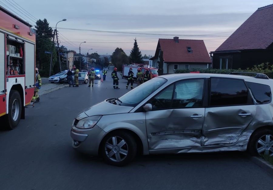 na zdjęciu widoczny samochód biorący udział w zdarzeniu