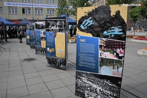 Wystawa z okazji 100. rocznicy utworzenia Policji Województwa Śląskiego i przyłączenia części Górnego Śląska do Polski