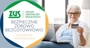 Grafika przedstawia logo kampanii Bezpiecznie, zdrowo bezgotówkowo zamieszczone na tle zdjęcia starszej pani, która trzyma kartę płatniczą&quot;