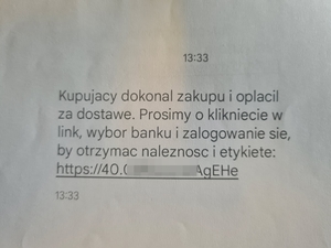 Zdjęcie przedstawia wiadomość sms z prośbą o kliknięcie w przesłany link