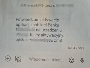 Zdjęcie przedstawia wiadomość sms z prośbą o kliknięcie w przesłany link