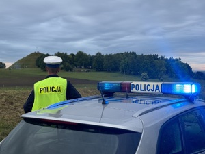 Zdjęcie przedstawia policjantów podczas zabezpieczenia Dni Piekar Śląskich