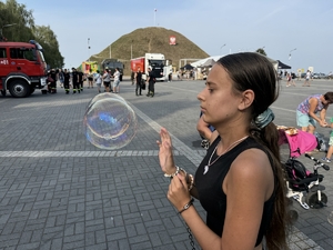 Zdjęcia z pikniku policyjnego na Kopcu Wyzwolenia w Piekarach Śląskich.