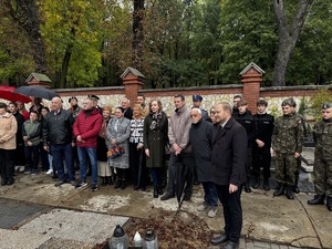 Zdjęcie osób biorących udział w wydarzeniu