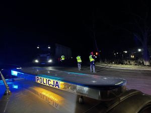 Zdjęcie policjantów podczas działań trzeźwość