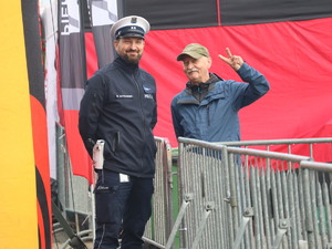 Zdjęcie policjantów podczas zabezpieczenia dni miasta