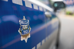 Zdjęcie policyjnego radiowozu