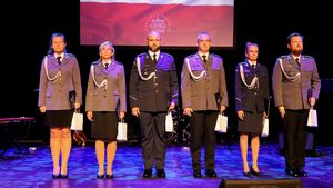 Zdjęcie policjantów podczas Święta Policji
