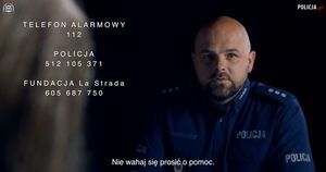 grafika przedstawia policjanta oraz napis