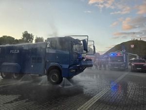Zdjęcie uczestników pikniku rodzinnego na Kopcu Wyzwolenia