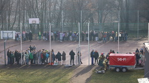 Zdjęcia z ćwiczeń policyjnych w szkole