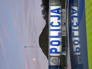 Policjanci podczas działań trzeźwość kontrolując kierujących