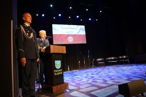 Zdjęcie policjantów podczas Święta Policji