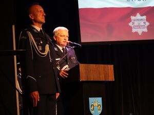 Zdjęcie policjantów podczas Święta Policji