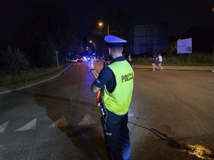policjanci podczas zabezpieczenia wydarzenia