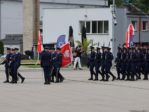 Zdjęcie policjantów podczas uroczystości z okazji Święta Policji