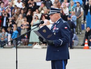 Zdjęcie policjantów podczas uroczystości z okazji Święta Policji